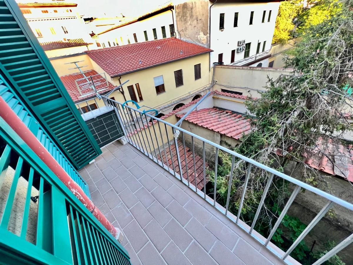 Relax & Design A Pochi Passi Dalla Stazione Florencia Exterior foto